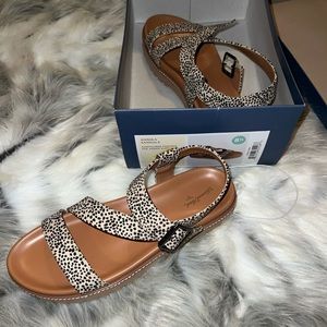 Leopard sandals